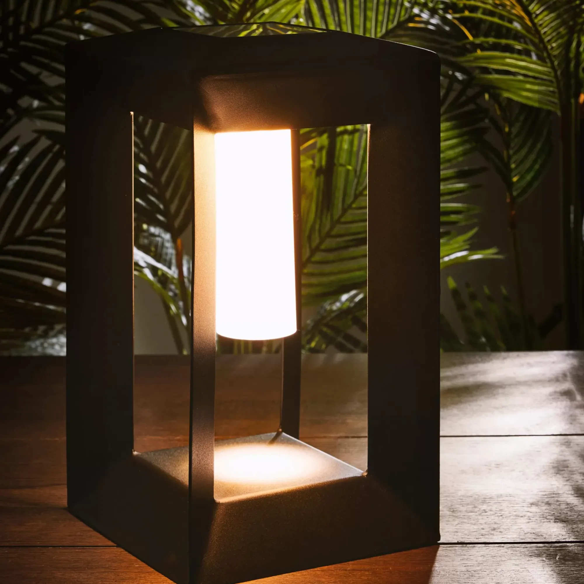 CASA Iluminación Exterior|Lore Lampara Solar Negro